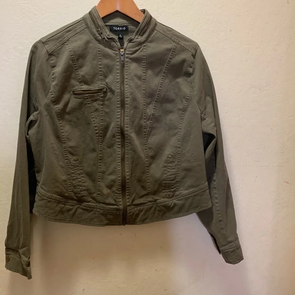 TORRID CROPPED MILITARY JACKET SIZE 0X - Picture 3 of 7